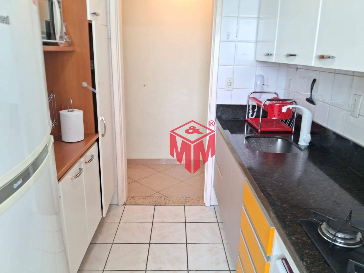 Apartamento à venda com 2 quartos, 63m² - Foto 2