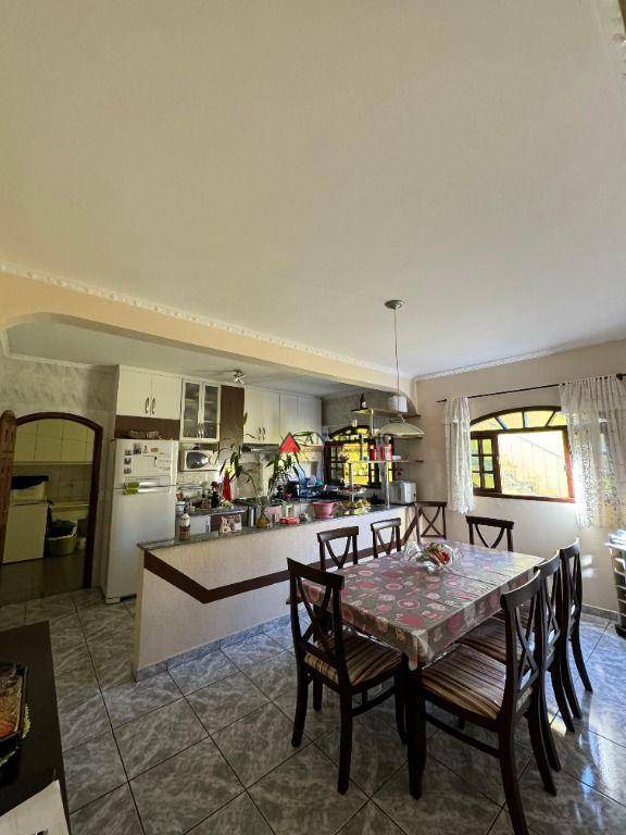 Sobrado à venda com 3 quartos, 196m² - Foto 3