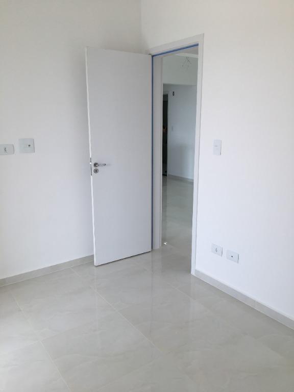 Apartamento à venda com 2 quartos, 80m² - Foto 6