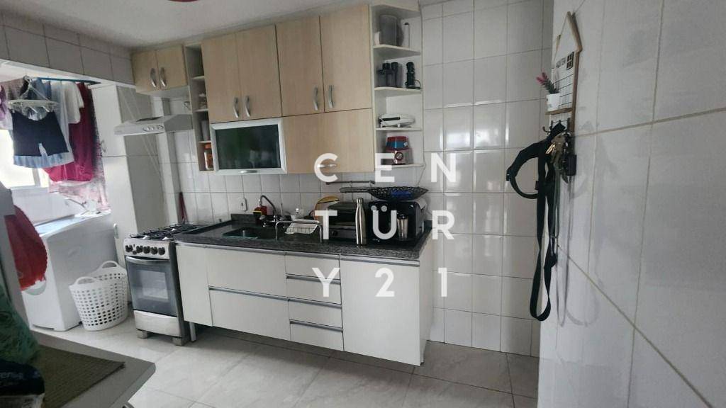 Apartamento à venda com 3 quartos, 78m² - Foto 2