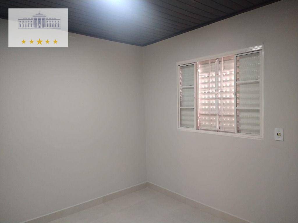 Casa à venda com 2 quartos, 119m² - Foto 3