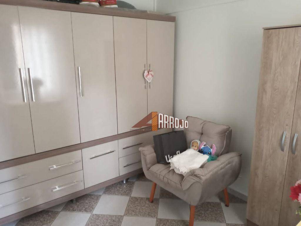 Apartamento à venda com 2 quartos, 42m² - Foto 10