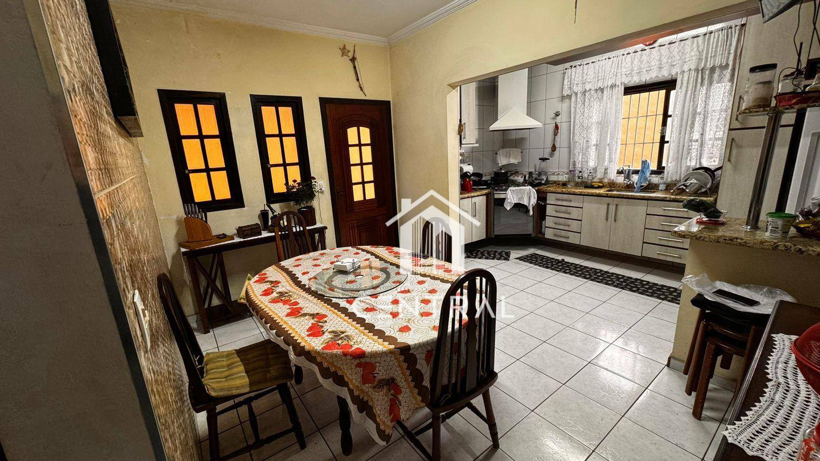 Sobrado à venda com 3 quartos, 165m² - Foto 3