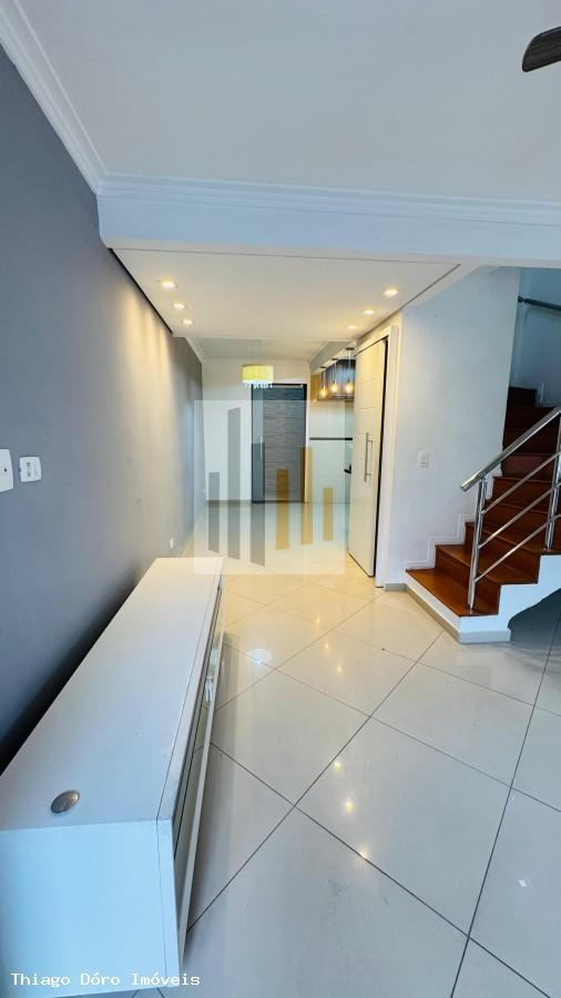 Casa de Condomínio à venda com 2 quartos, 87m² - Foto 1