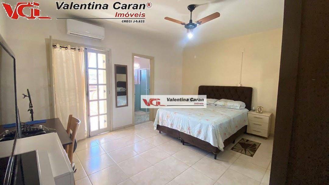 Sobrado à venda com 2 quartos, 210m² - Foto 15