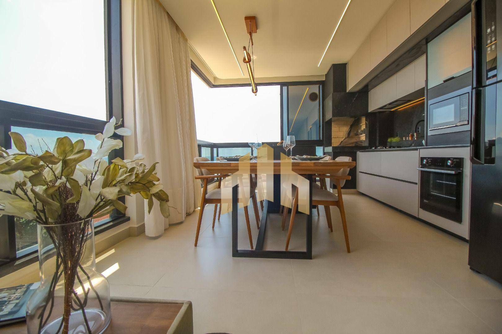 Apartamento à venda com 3 quartos, 96m² - Foto 1