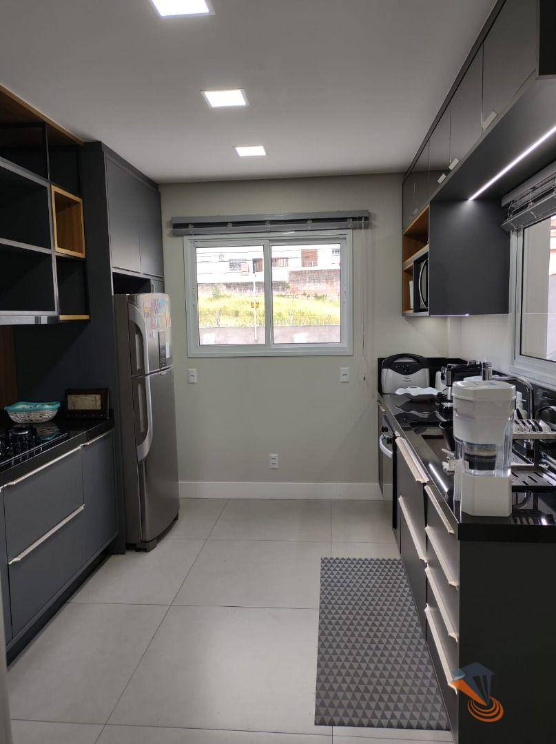 Casa à venda com 3 quartos, 317m² - Foto 16