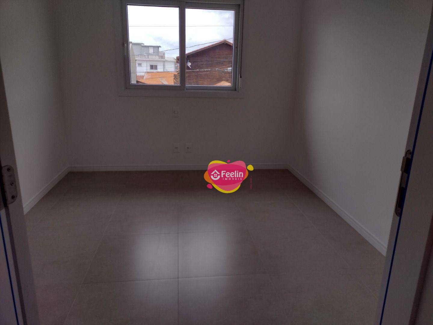 Apartamento à venda com 2 quartos, 69m² - Foto 32