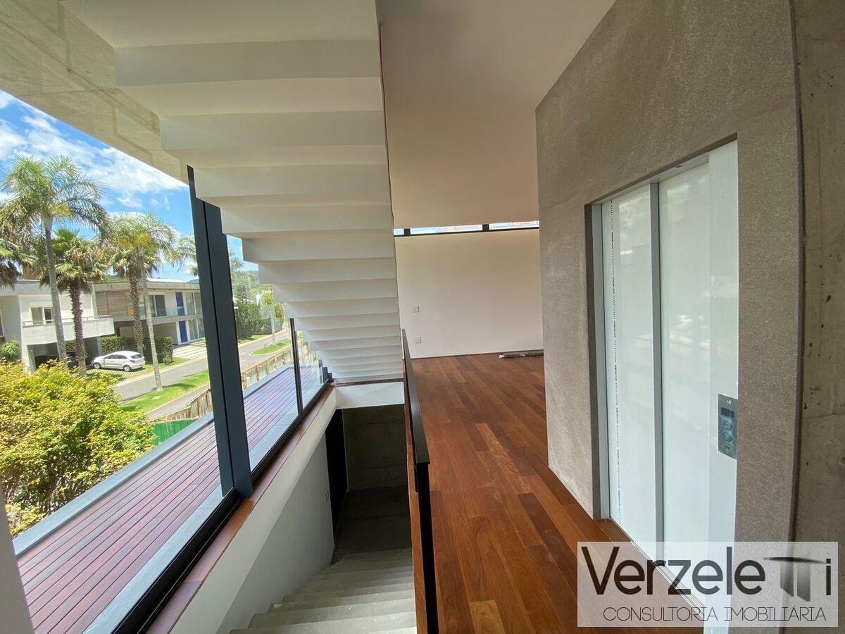 Casa de Condomínio à venda com 4 quartos, 680m² - Foto 19