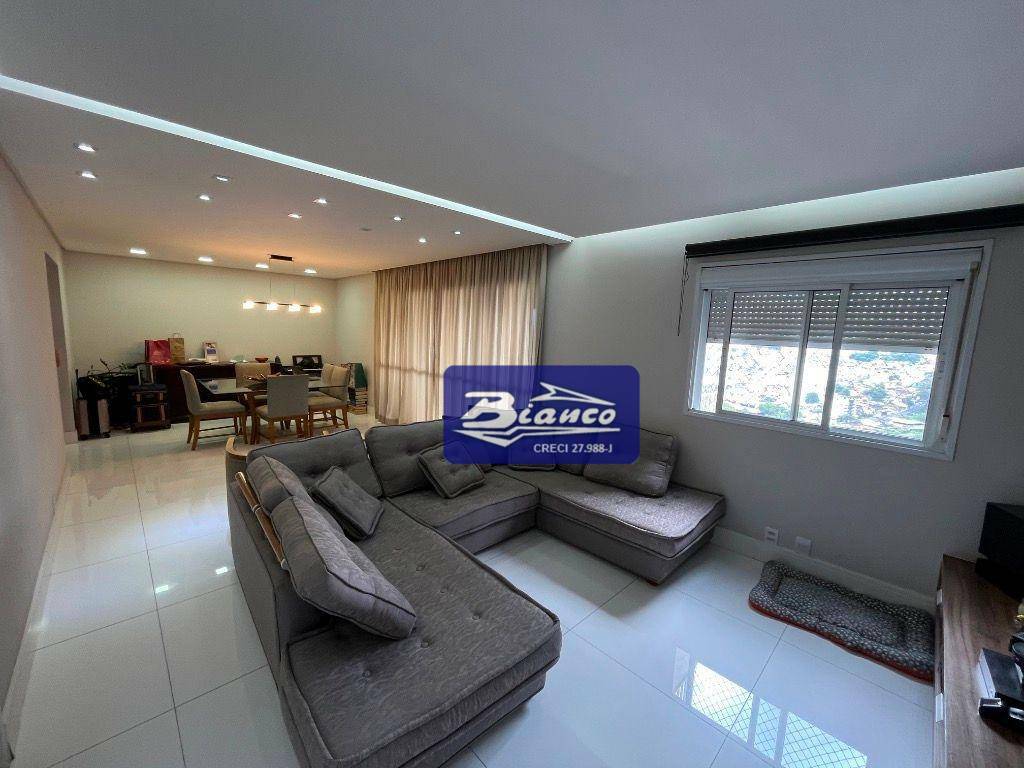 Apartamento à venda com 3 quartos, 134m² - Foto 3