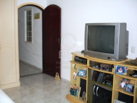 Sobrado à venda com 2 quartos, 210m² - Foto 11