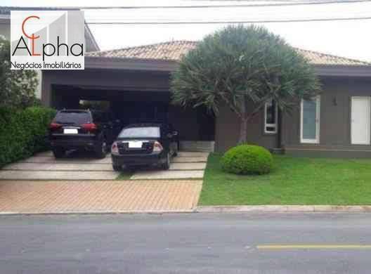 Sobrado à venda com 4 quartos, 420m² - Foto 1