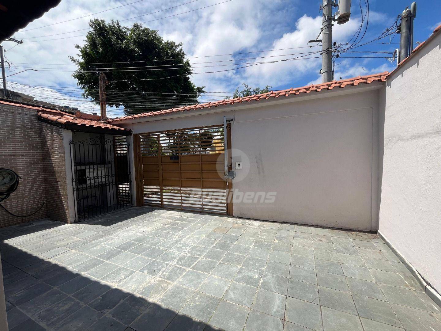 Casa para alugar com 3 quartos, 242m² - Foto 6