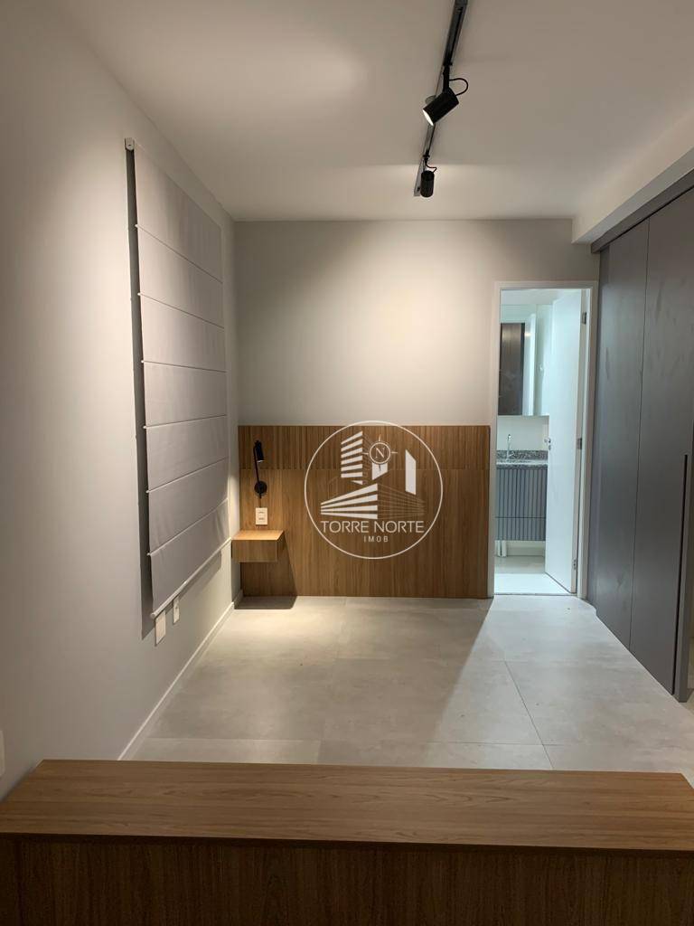 Apartamento à venda com 1 quarto, 32m² - Foto 30