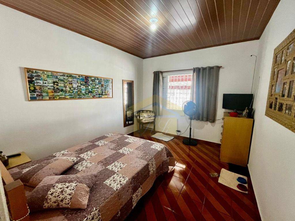 Casa para alugar com 2 quartos, 70m² - Foto 8