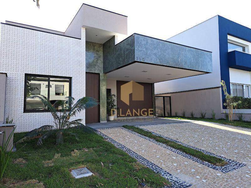 Casa de Condomínio à venda com 3 quartos, 206m² - Foto 1