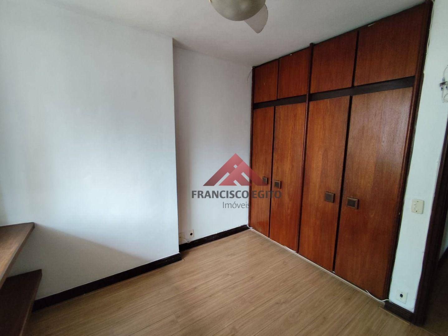 Apartamento à venda com 3 quartos, 121m² - Foto 5