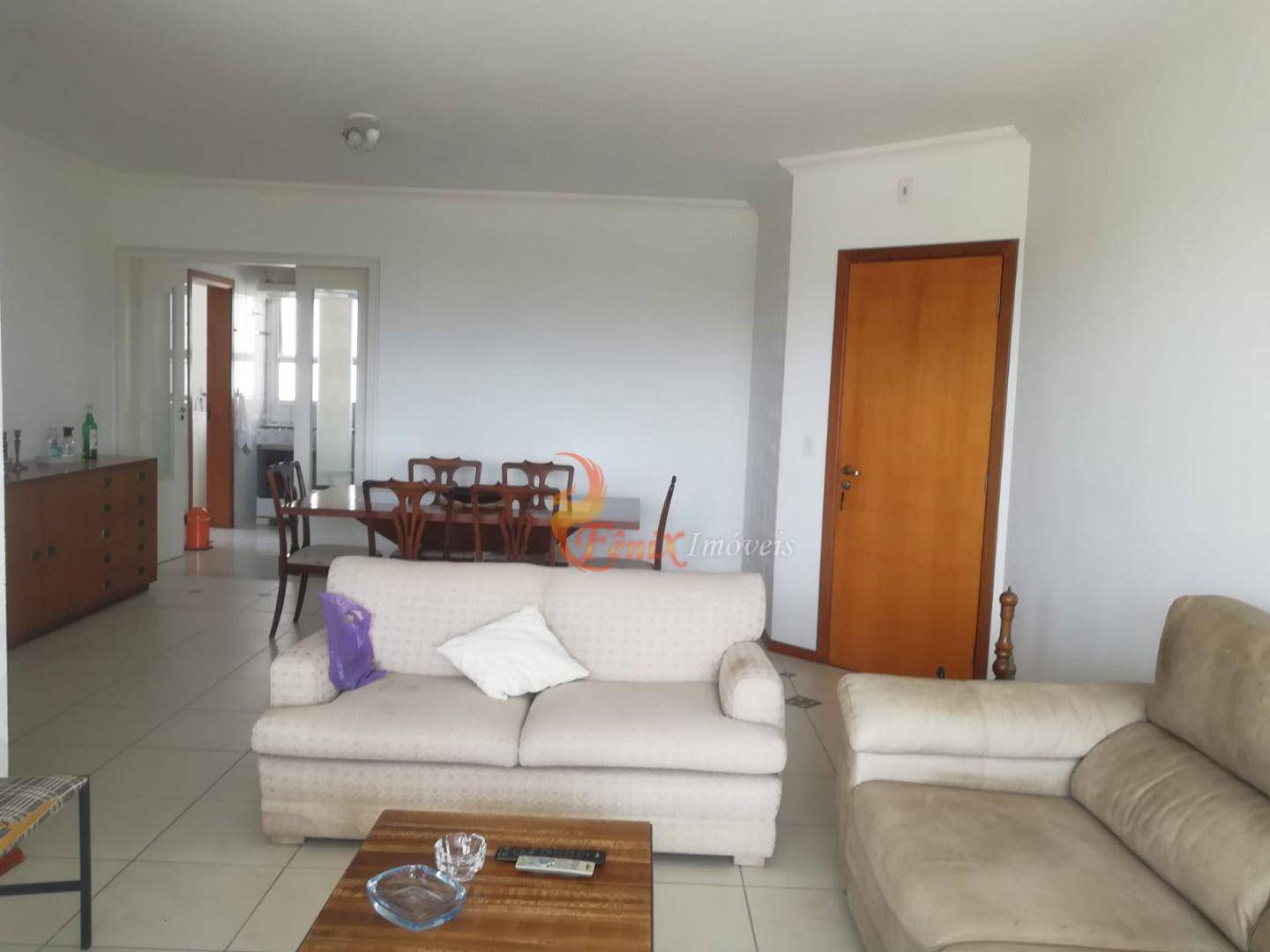 Apartamento à venda com 3 quartos, 136m² - Foto 1