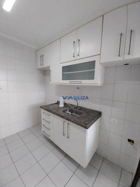 Apartamento à venda com 3 quartos, 70m² - Foto 10