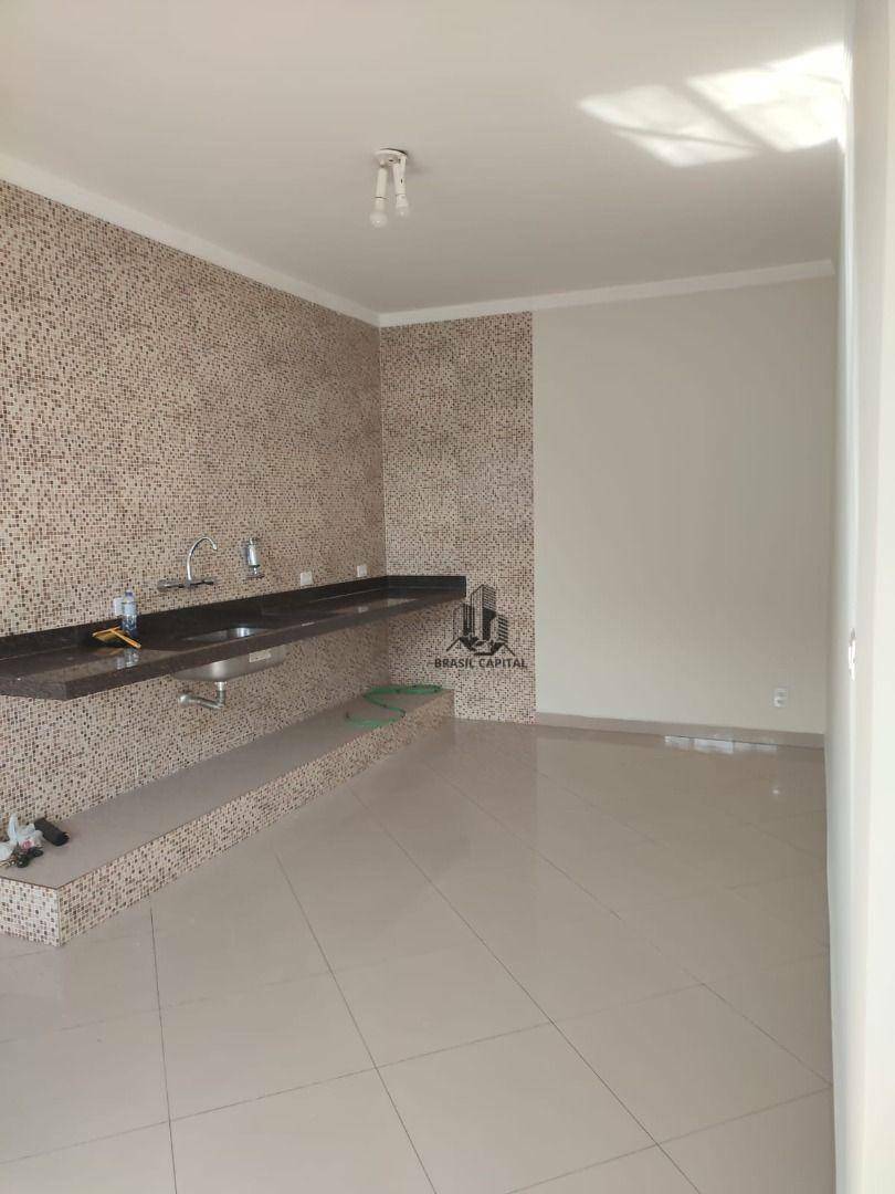 Sobrado à venda com 2 quartos, 340m² - Foto 6