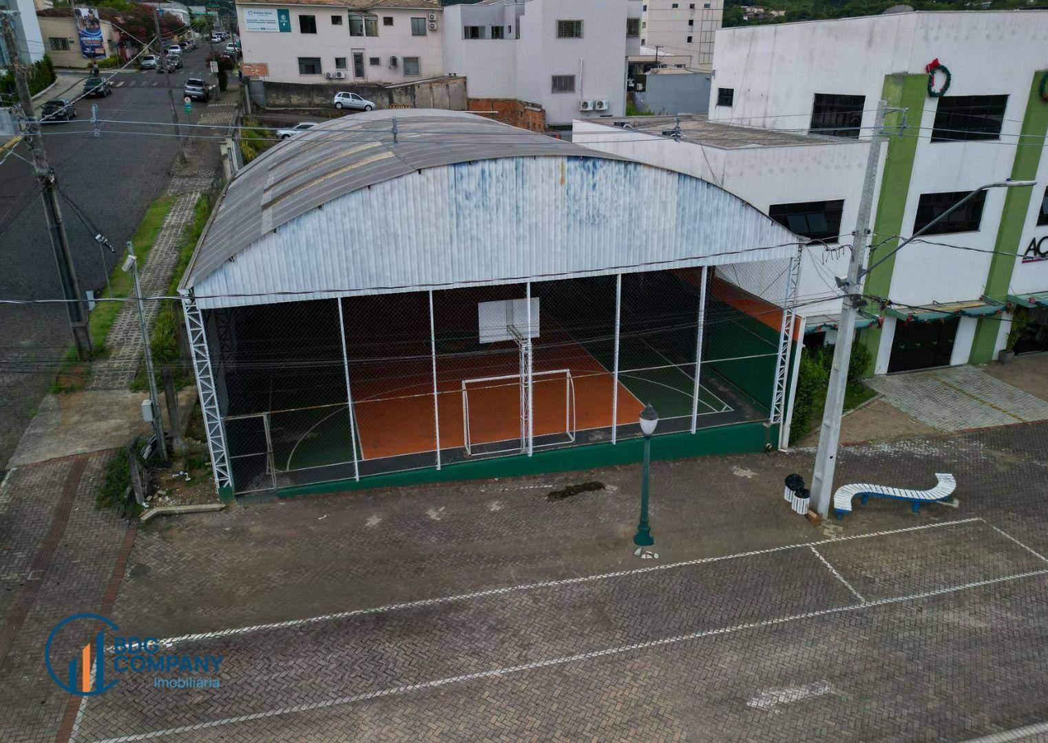 Terreno, 358 m² - Foto 1