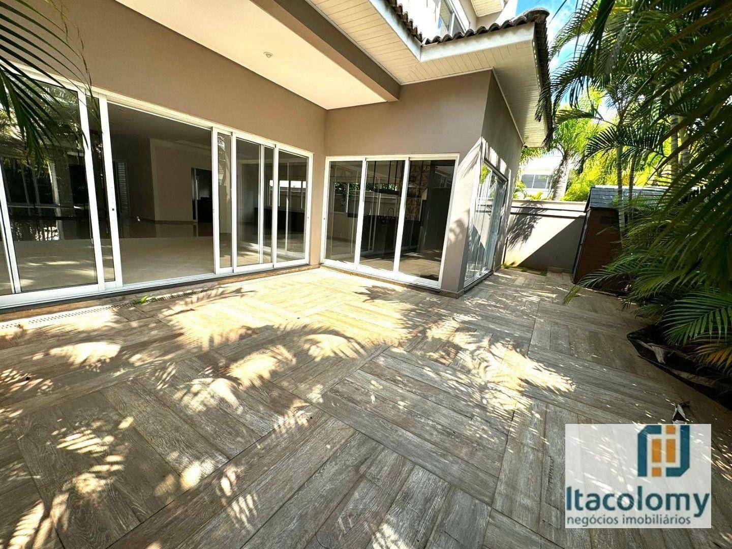 Casa de Condomínio para alugar com 5 quartos, 380m² - Foto 16