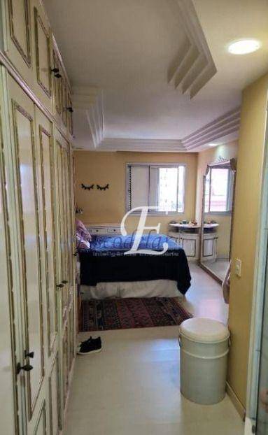 Apartamento à venda com 2 quartos, 98m² - Foto 3