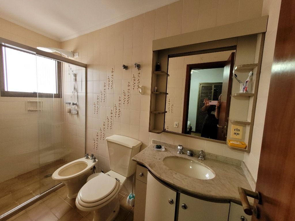 Apartamento à venda com 3 quartos, 140m² - Foto 10