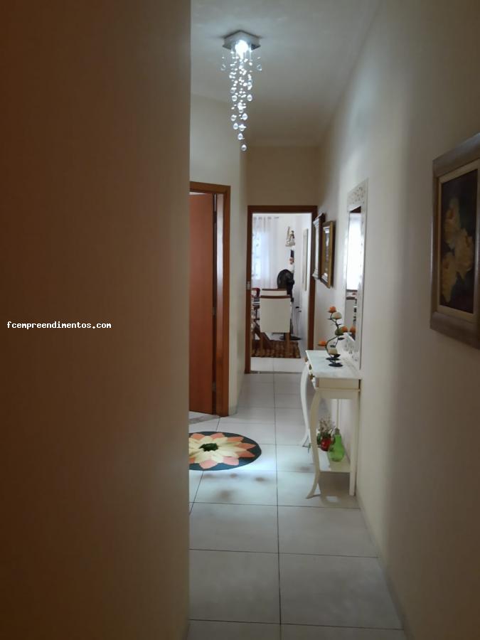 Casa à venda com 3 quartos, 150m² - Foto 18