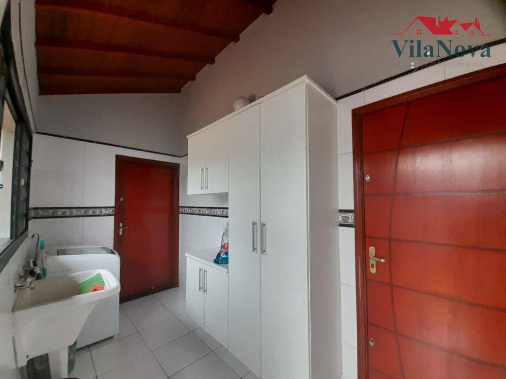 Casa à venda com 3 quartos, 210m² - Foto 28