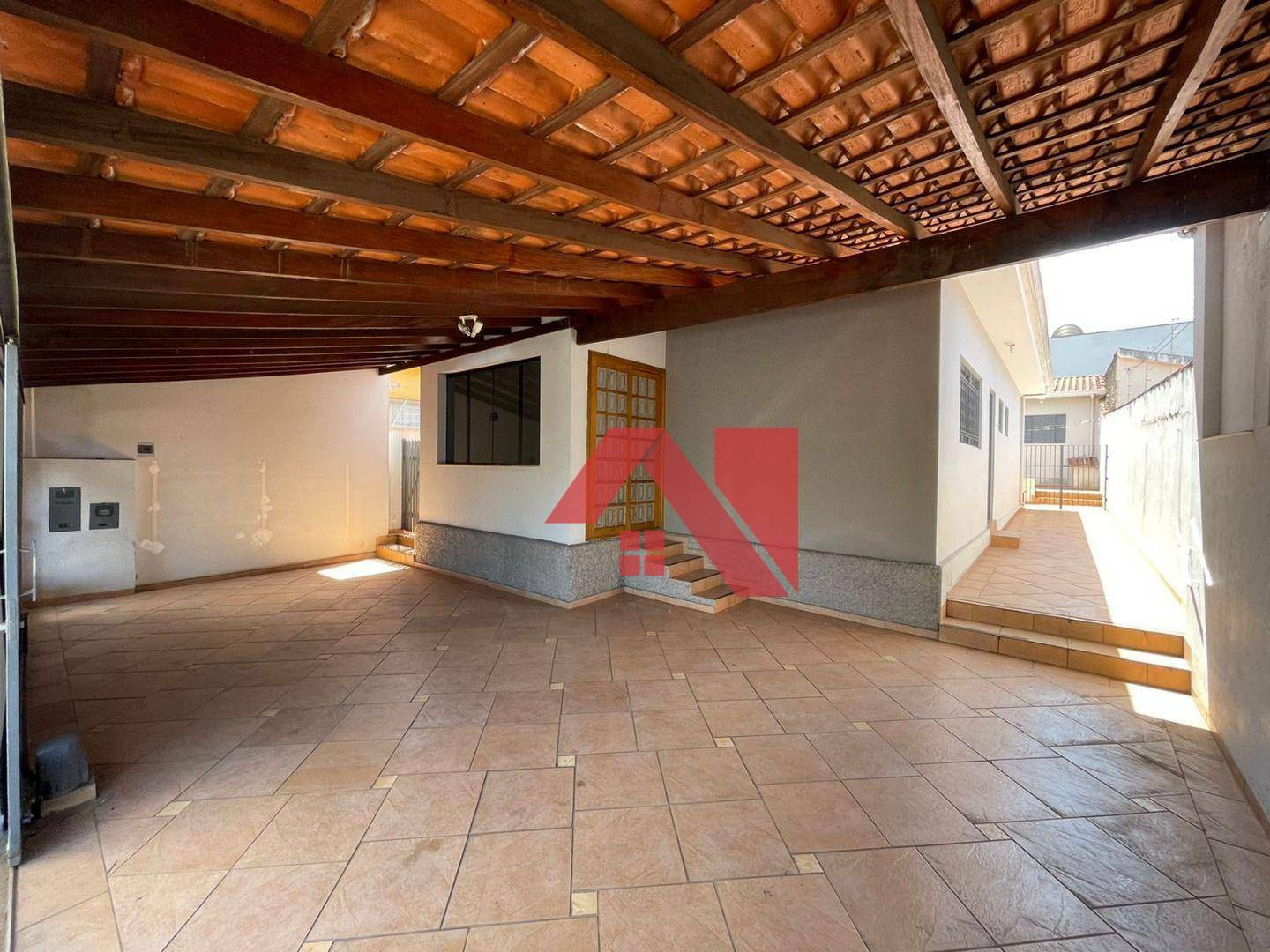 Casa à venda com 5 quartos, 230m² - Foto 20