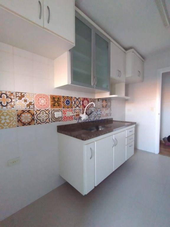 Apartamento à venda com 3 quartos, 84m² - Foto 4