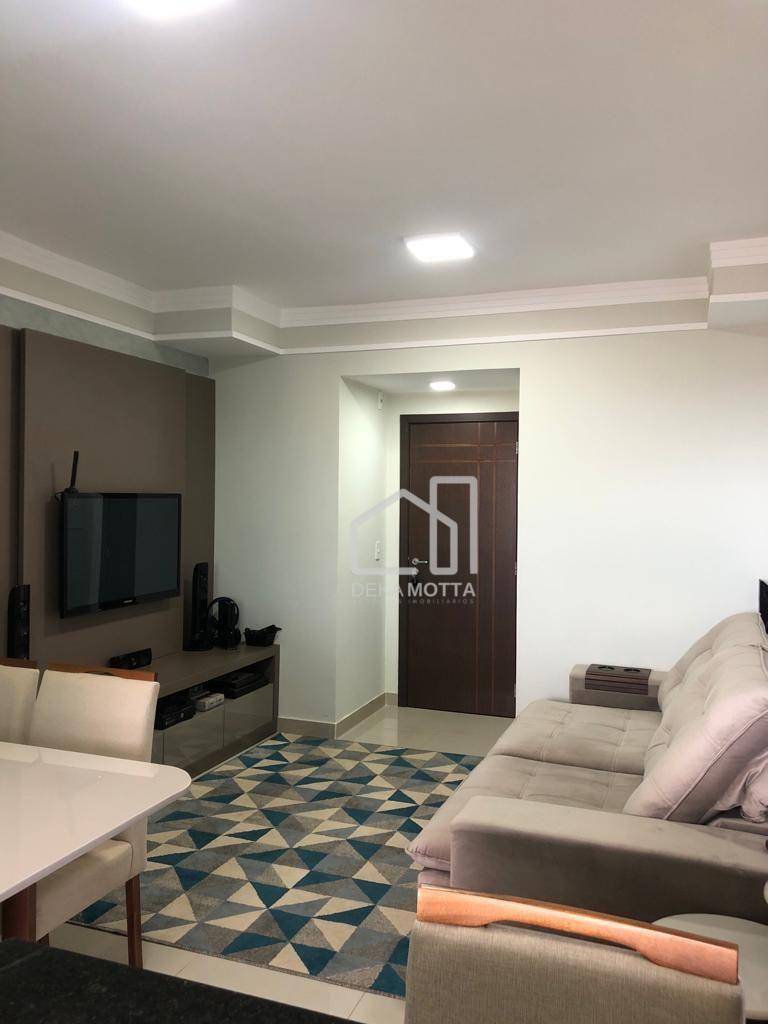 Apartamento à venda com 2 quartos, 60m² - Foto 1