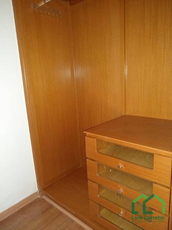 Apartamento à venda com 2 quartos, 70m² - Foto 14