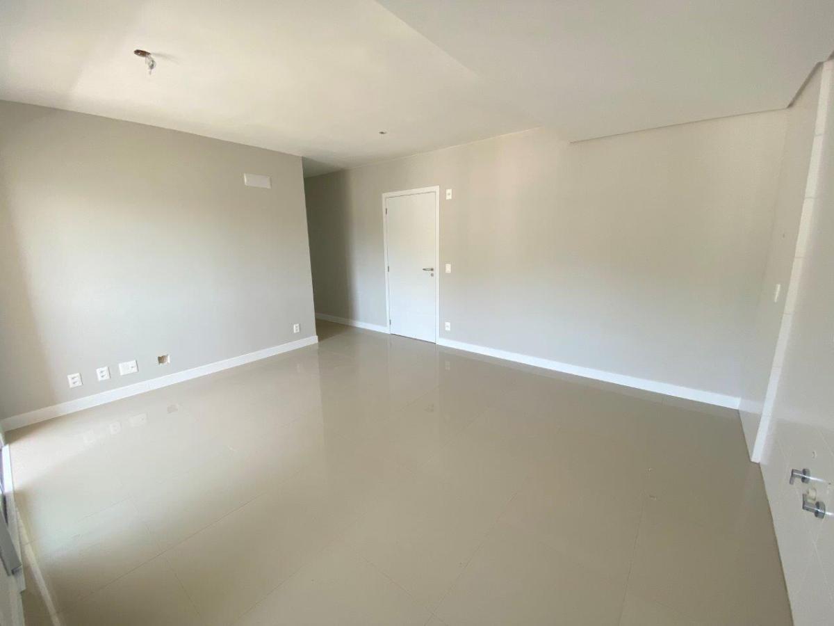 Apartamento à venda com 2 quartos, 75m² - Foto 5