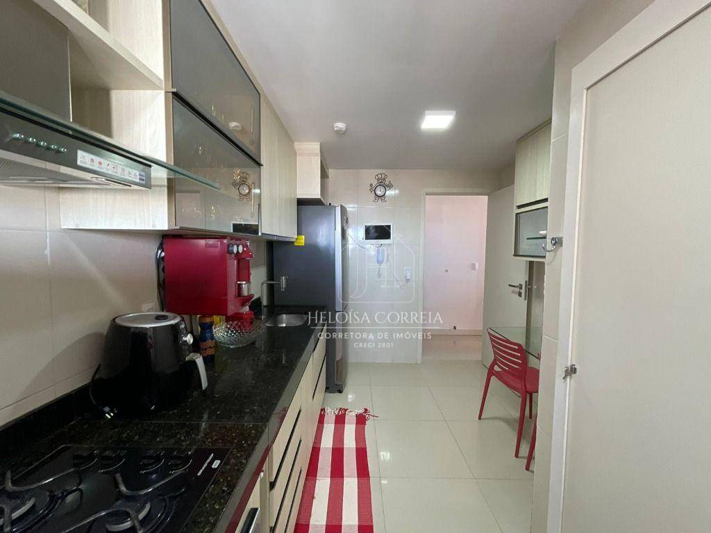 Apartamento à venda com 2 quartos, 84m² - Foto 32