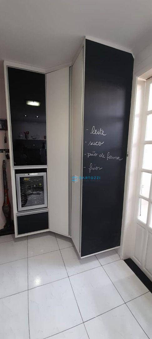 Apartamento à venda com 2 quartos, 80m² - Foto 8