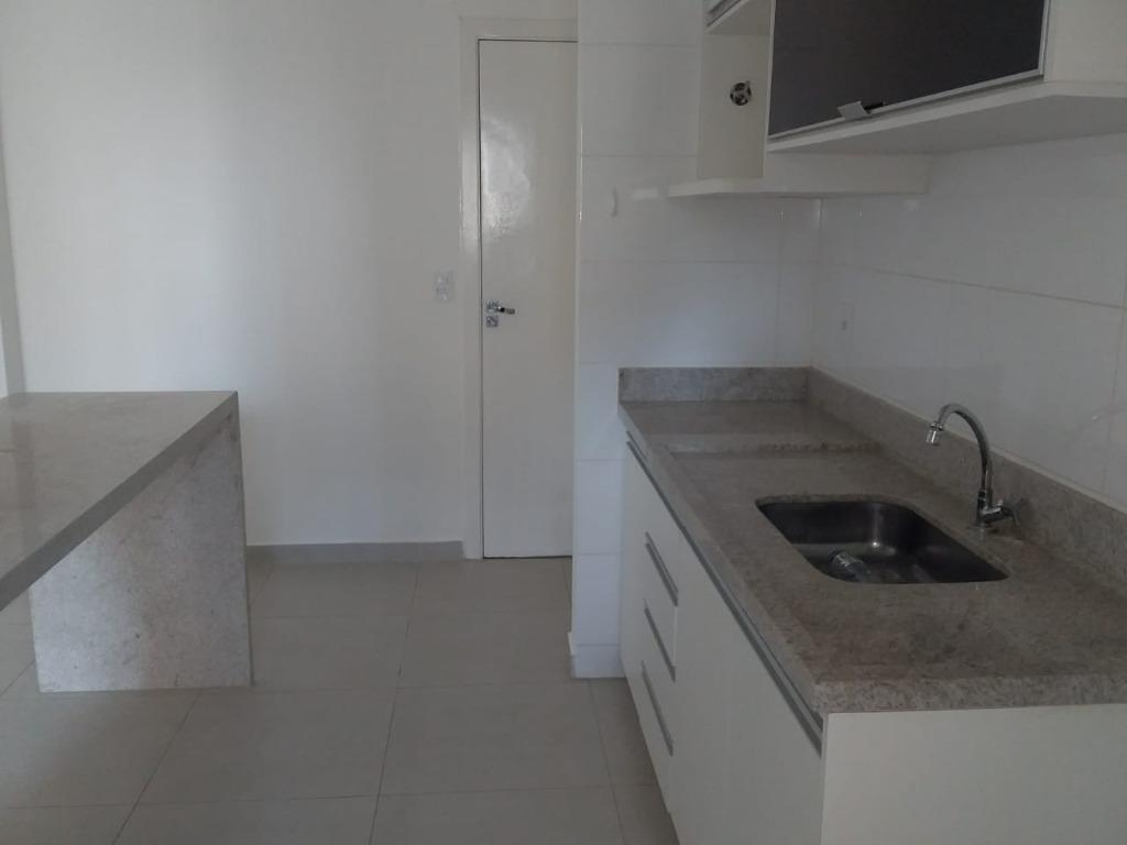 Apartamento para alugar com 2 quartos, 1m² - Foto 6