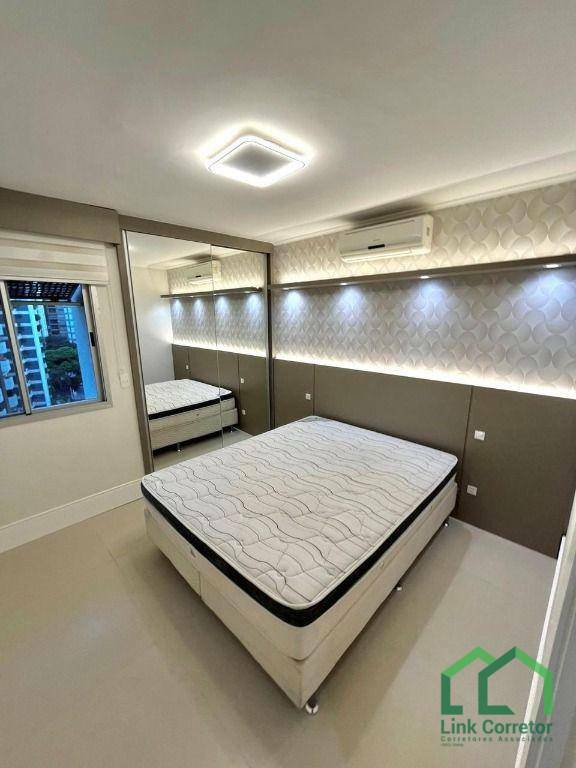 Apartamento para alugar com 2 quartos, 110m² - Foto 19