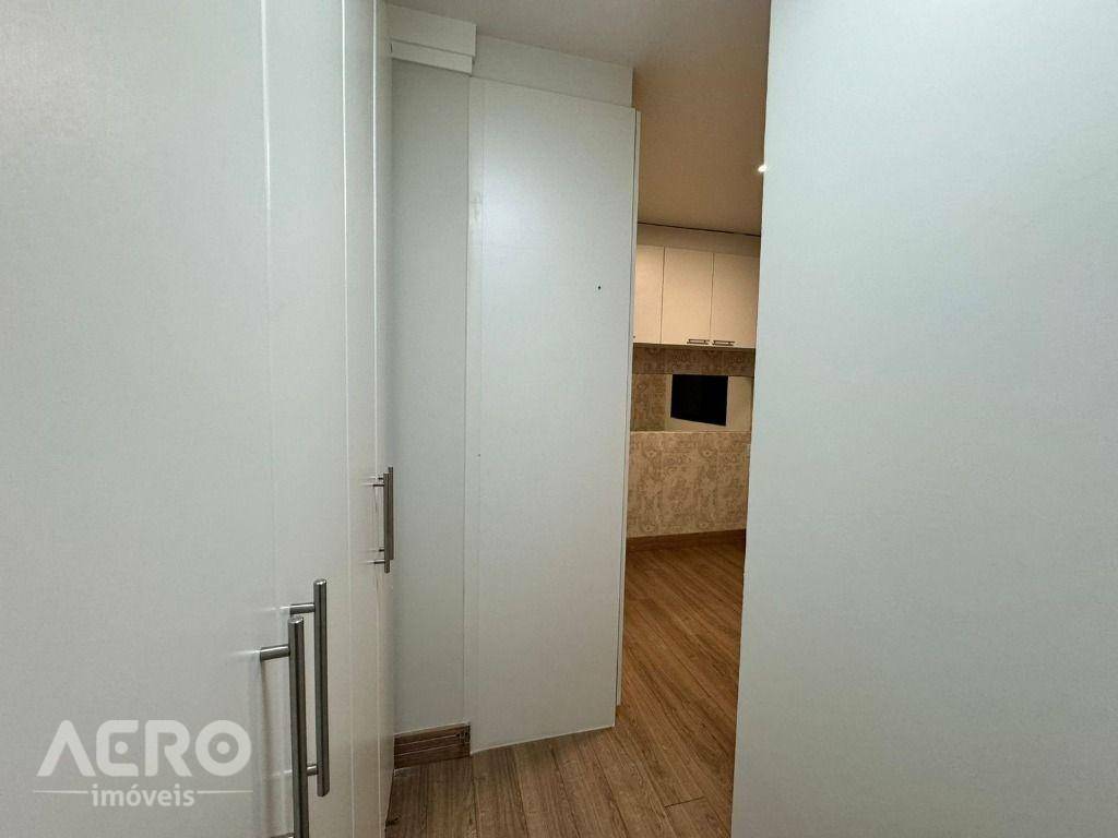 Apartamento à venda e aluguel com 3 quartos, 107m² - Foto 4