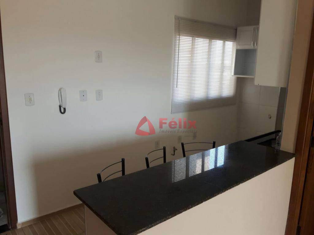 Apartamento para alugar com 2 quartos, 64m² - Foto 3