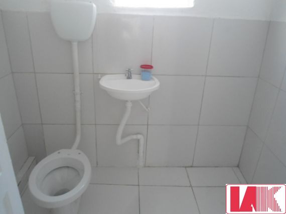 Casa para alugar com 1 quarto, 30m² - Foto 1