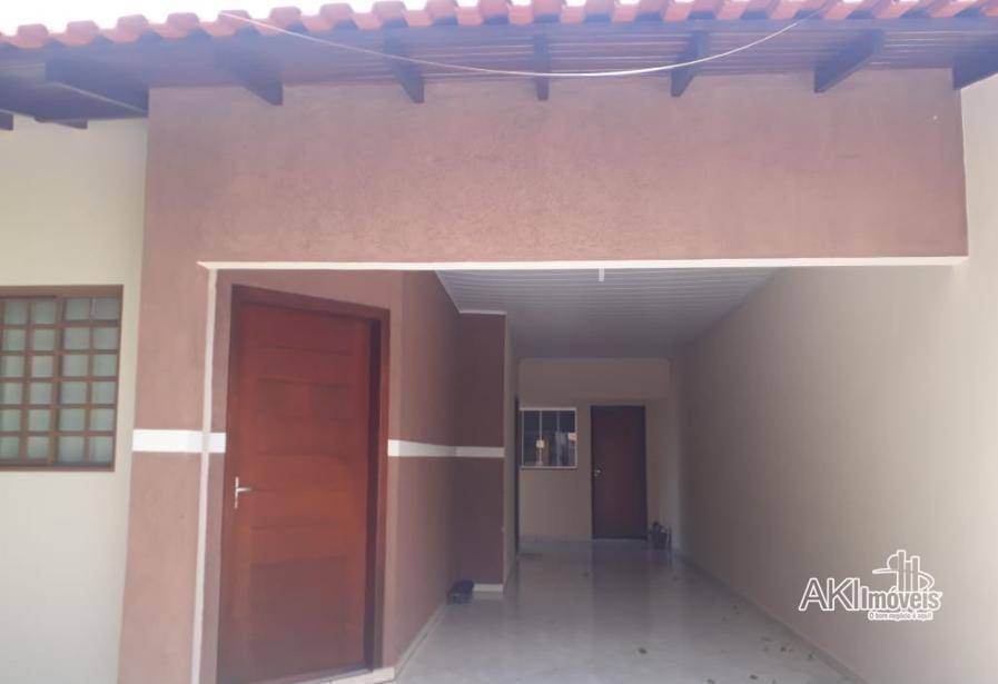 Casa à venda com 3 quartos, 120m² - Foto 2