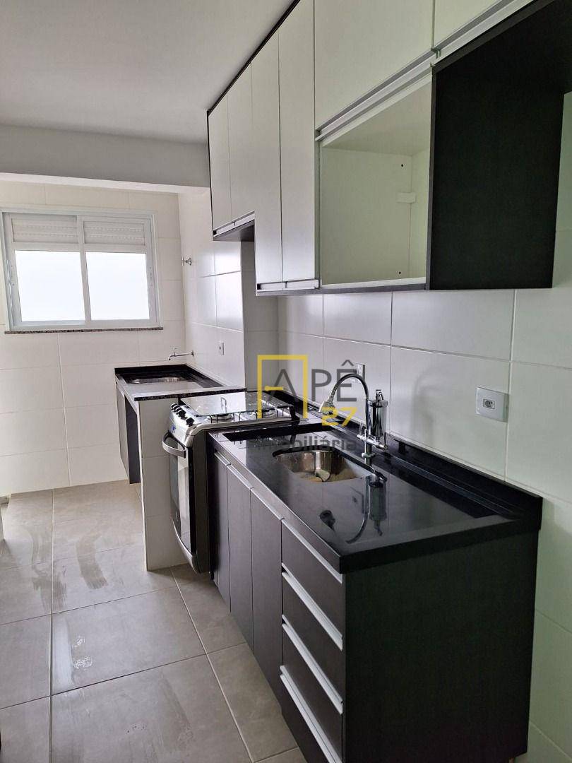 Apartamento à venda com 2 quartos, 66m² - Foto 1