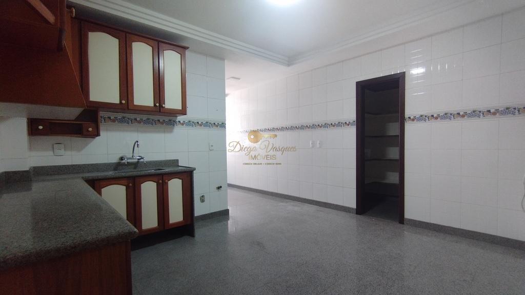 Apartamento à venda com 3 quartos, 131m² - Foto 8