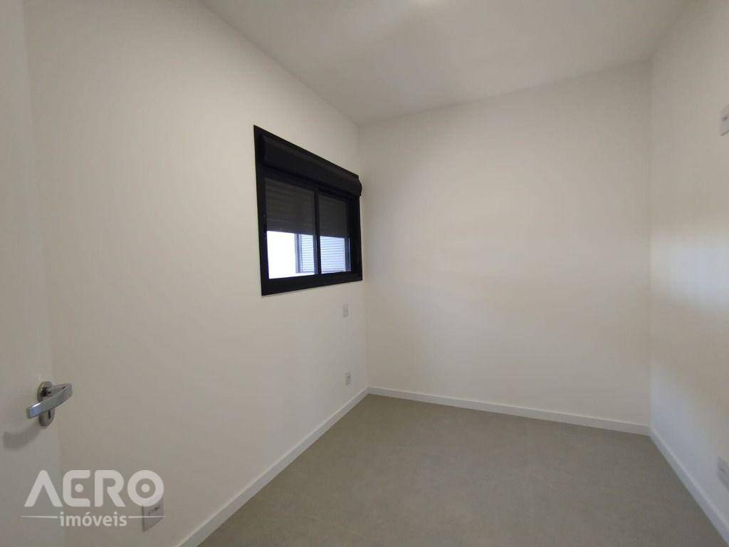 Apartamento para alugar com 3 quartos, 78m² - Foto 13