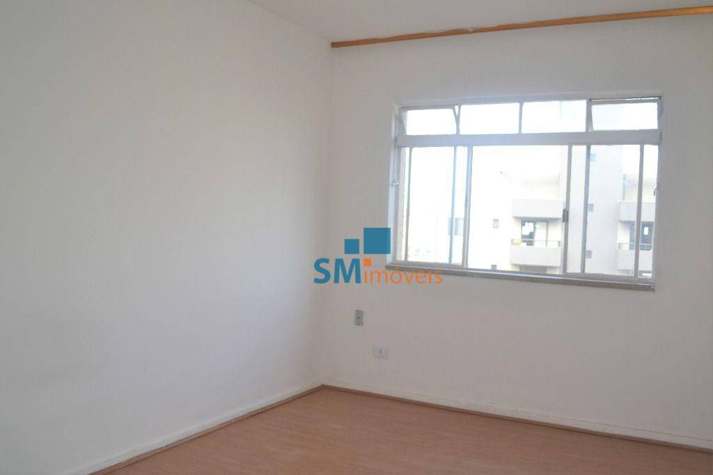 Apartamento à venda com 2 quartos, 66m² - Foto 18