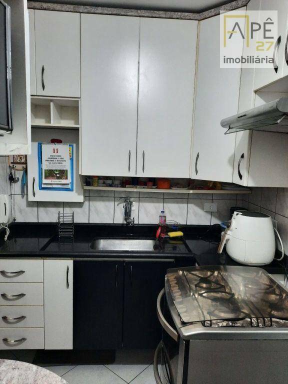 Apartamento à venda com 3 quartos, 66m² - Foto 5