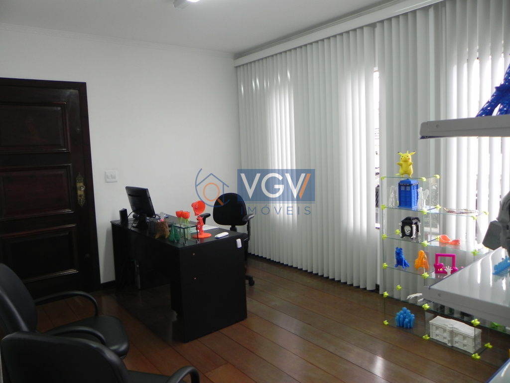 Sobrado à venda e aluguel com 3 quartos, 246m² - Foto 4