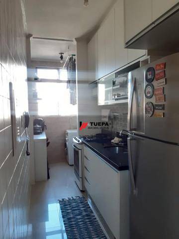 Apartamento à venda com 3 quartos, 64m² - Foto 2